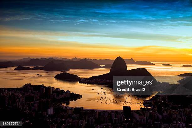 rio de janeiro a la ciudad - rio de janeiro fotografías e imágenes de stock