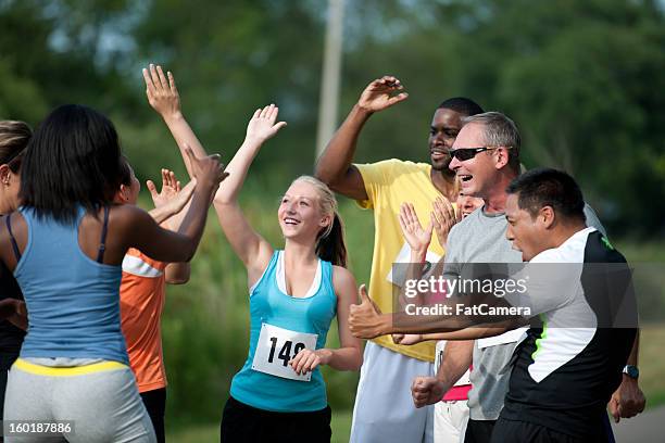 runners - direct klaar camera stockfoto's en -beelden