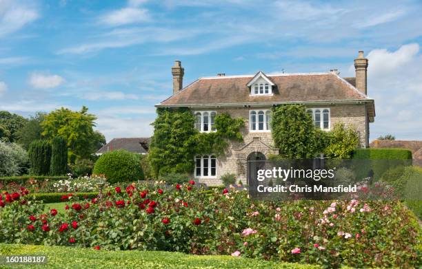 englische landhaus - kent england stock-fotos und bilder