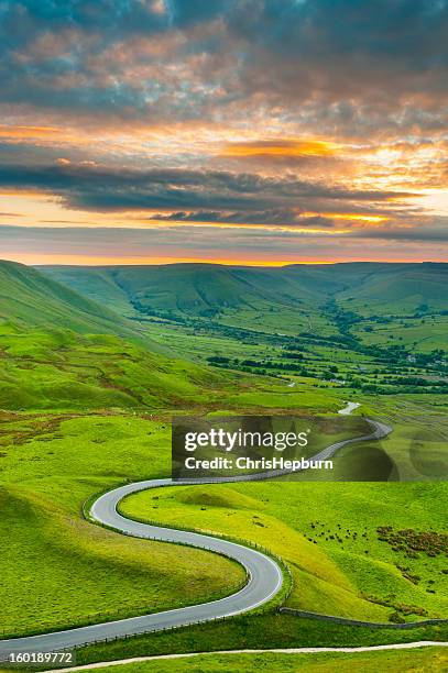 edale valley road, peak district national park - peak district stock pictures, royalty-free photos & images