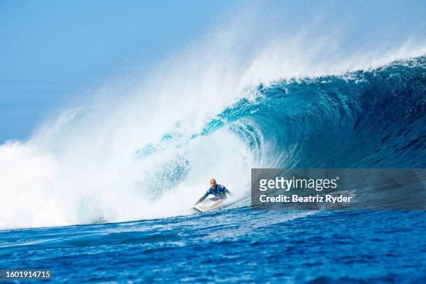 Eleven-time WSL Champion Kelly Slater of the United States surfs in Heat 5 of the Elimination Round at the SHISEIDO Tahiti Pro on August 15, 2023 at...