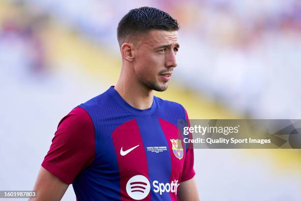 Clement Lenglet of FC Barcelona comes onto the pitch prior to the Joan Gamper Trophy match between FC Barcelona and Tottenham Hotspur at Estadi...