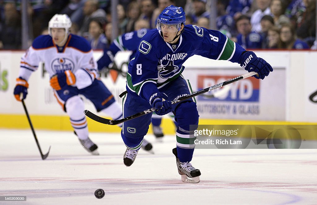 Edmonton Oilers v Vancouver Canucks