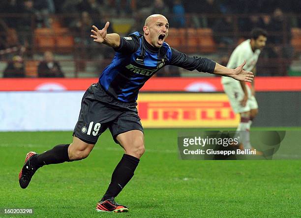 Esteban Cambiasso of Inter celebrates after scoring the goal 2-2 during the Serie A match between FC Internazionale Milano and Torino FC at San Siro...