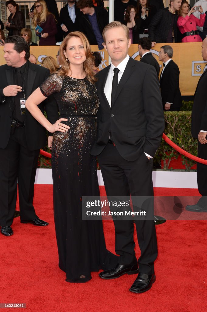 TNT/TBS Broadcasts The 19th Annual Screen Actors Guild Awards - Arrivals