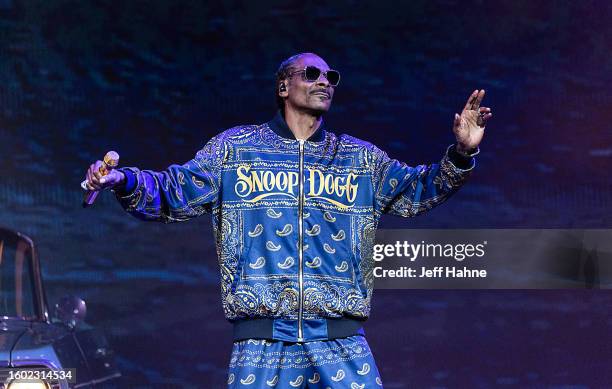 Snoop Dogg performs at PNC Music Pavilion on August 08, 2023 in Charlotte, North Carolina.