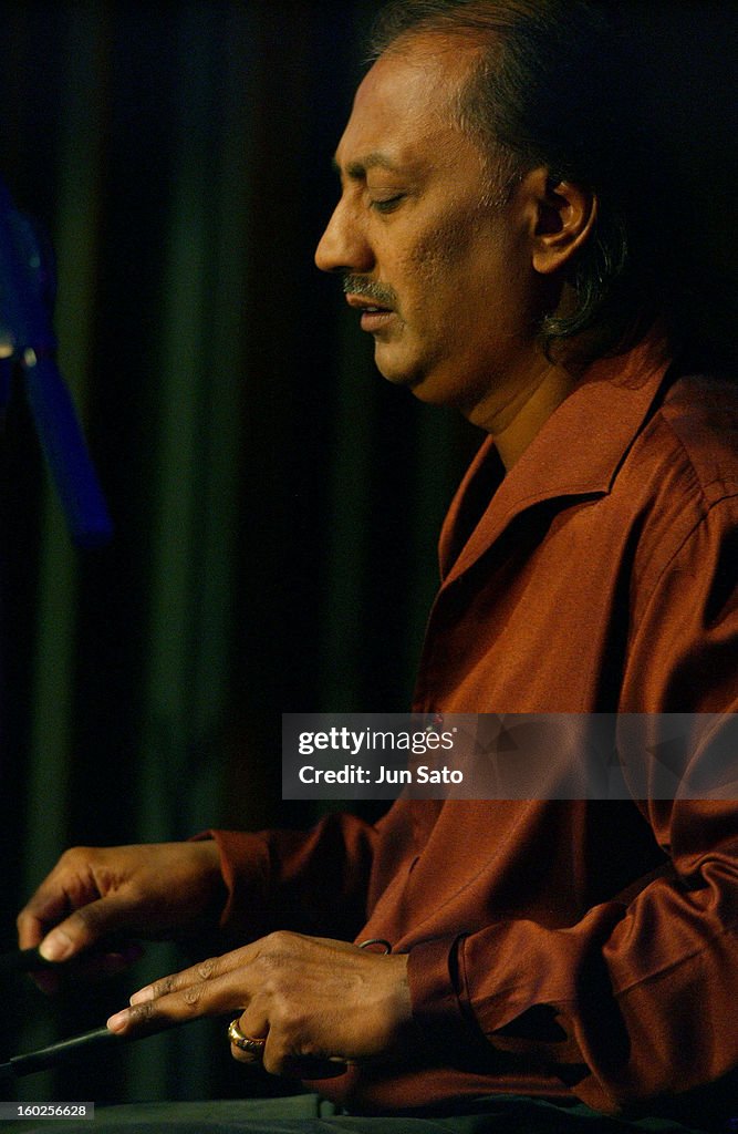 Bob James Visits EBS Taping Session - January 14, 2005