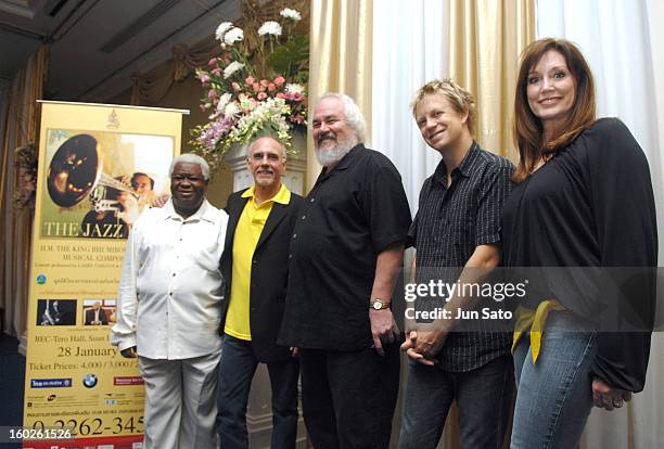 Abraham Laboriel, Larry Carlton, Greg Mathieson, Jeff Babko and Michele Pillar