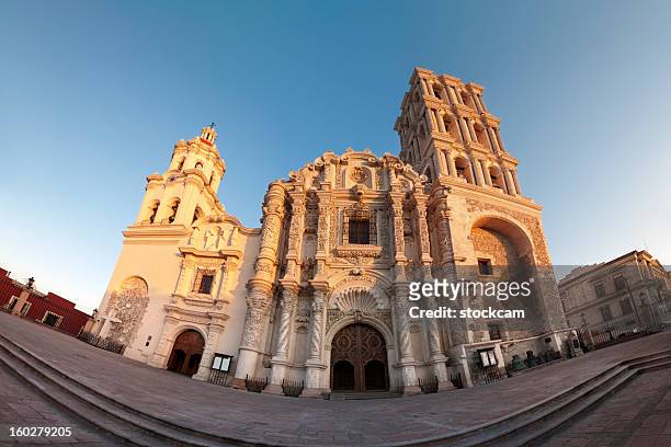 colonial catedral de saltillo, méxico - estado de coahuila fotografías e imágenes de stock