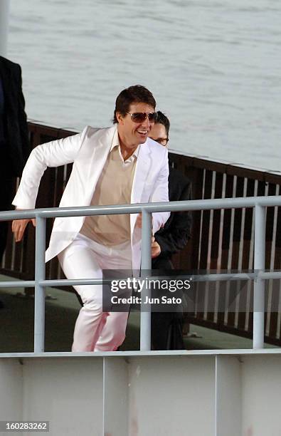 Tom Cruise during "Mission: Impossible III" Tokyo Premiere - Red Carpet at Odaiba Kaihin Koen in Tokyo, Japan.