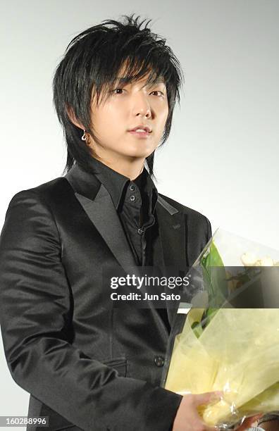 919 Lee Joon Gi Photos and Premium High Res Pictures - Getty Images 919 Lee Joon Gi Photos And Premium High Res Pictures - Getty Images