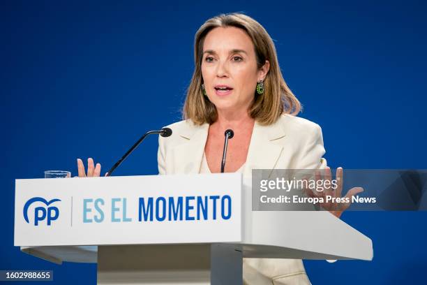 The secretary general of the Partido Popular, Cuca Gamarra, appears at a press conference after the meeting of the Steering Committee of the Partido...