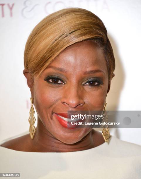 Mary J. Blige attends the "Betty & Coretta" premiere at Tribeca Cinemas on January 28, 2013 in New York City.