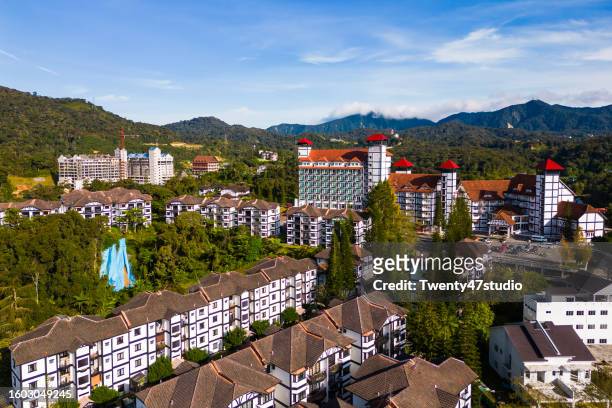aerial view of tanah rata is a town located in cameron highlands, in pahang, malaysia - cameroon stock-fotos und bilder