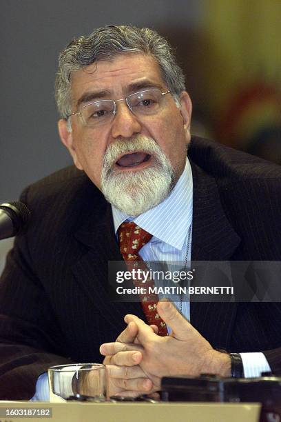 The chancellor of Brazil Celso Lafer speaks during a press conference after the closing ceremony VII Ministerial Meeting of Free Trade Area of the...