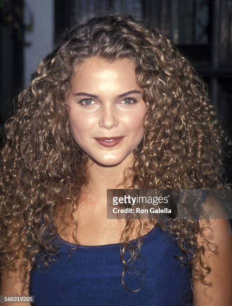 Actress Keri Russell attends the Sheenway School and Cultural Center Honors Congresswoman Maxine Waters on August 6, 1994 at a Private Residence in...