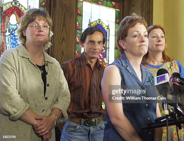 Murder victim Holly Maddux''s family, from left, Mary Maddux, John Maddux, Buffy Hall, and Meg Wakeman speak to the media July 20, 2001 in...