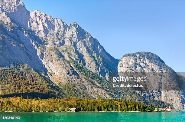bayerische alpen koenigssee - bergsee stock-fotos und bilder