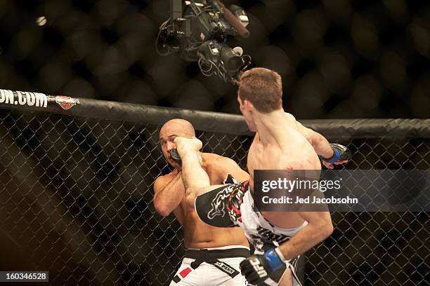 Ufc Rory Break Bj Macdonald Photos and Premium High Res Pictures - Getty Images