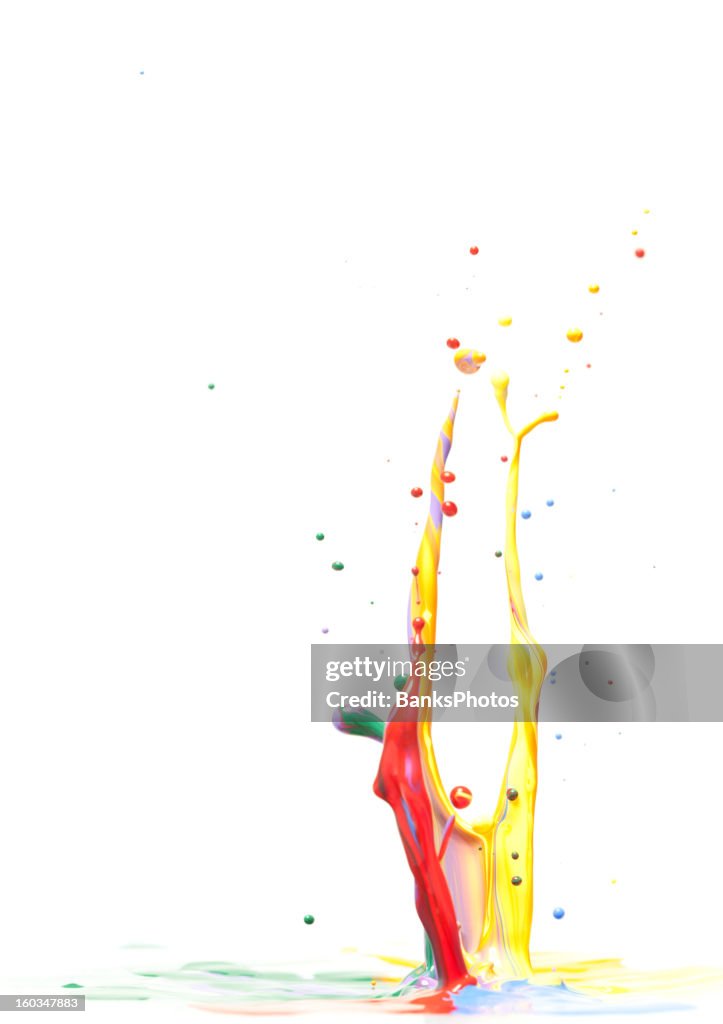 Multicor salpicos de tinta isolado no branco