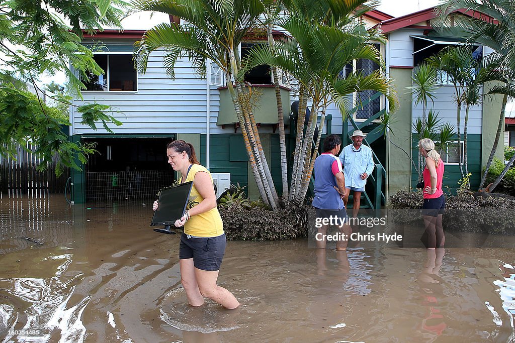 Bundaberg Begins Flood Clean-Up