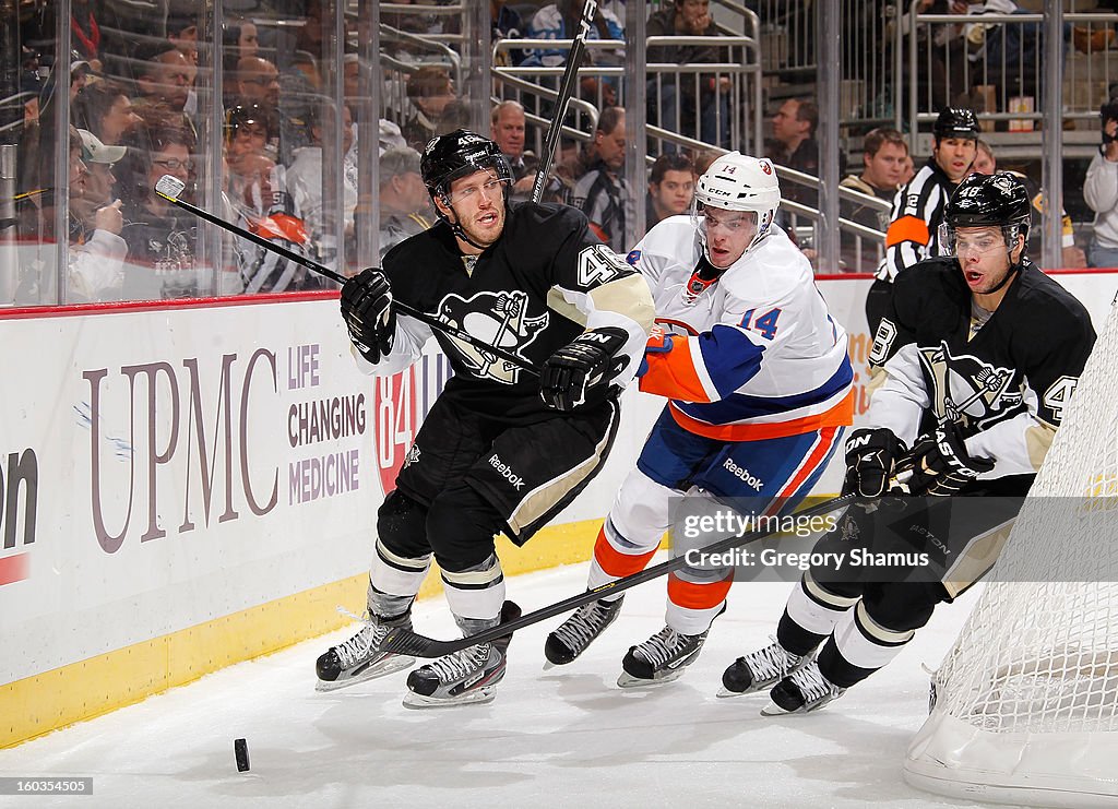 New York Islanders v Pittsburgh Penguins