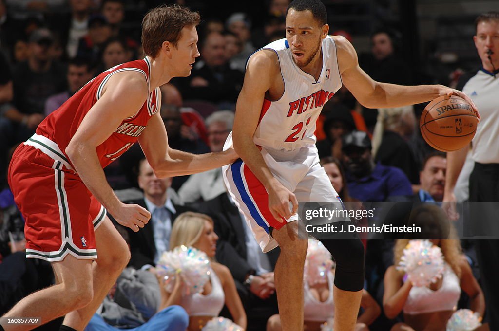 Milwaukee Bucks  v Detroit Pistons