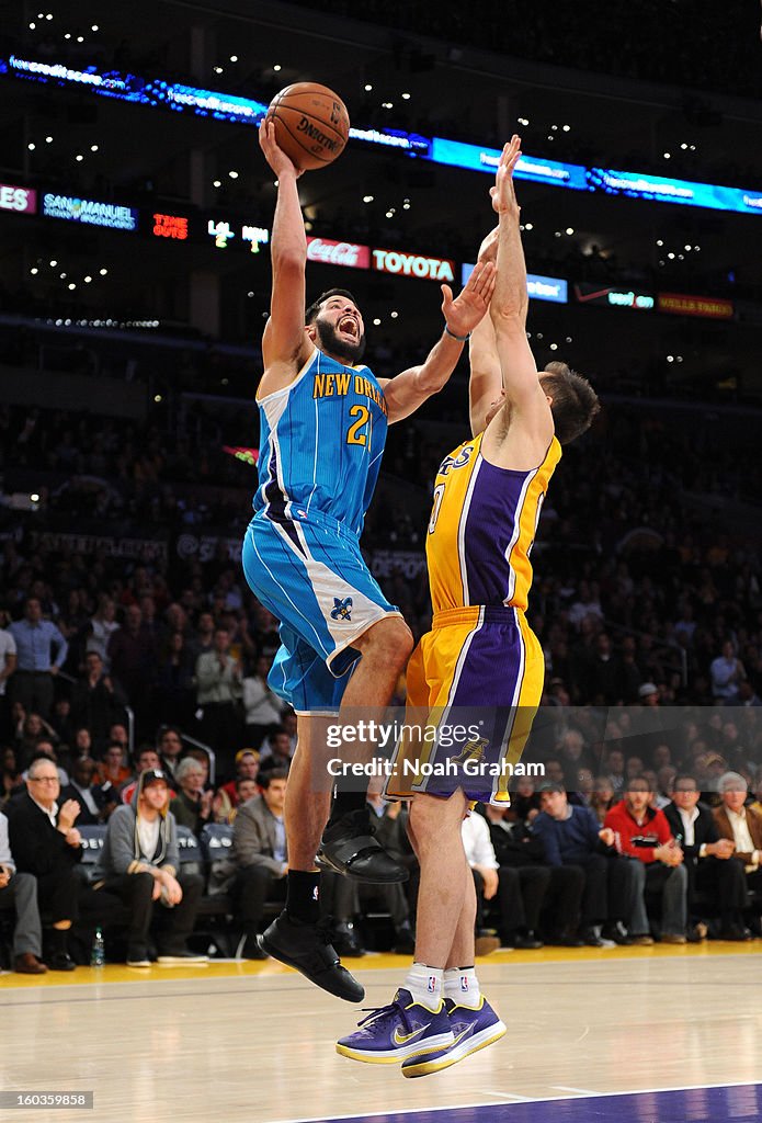 New Orleans Hornets v Los Angeles Lakers