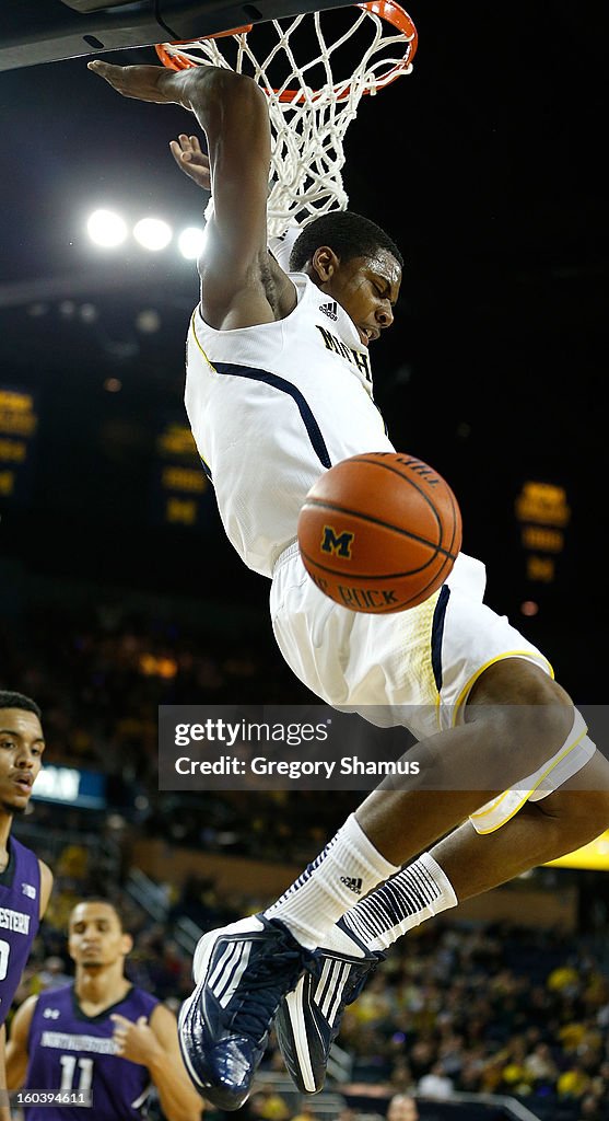 Northwestern v Michigan