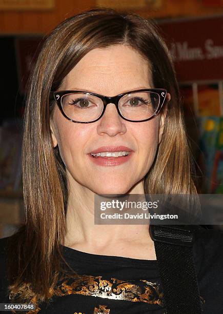 Recording artist Lisa Loeb attends a CD signing and performance for her new CD "No Fairy Tale" at Barnes & Noble bookstore at The Grove on January...