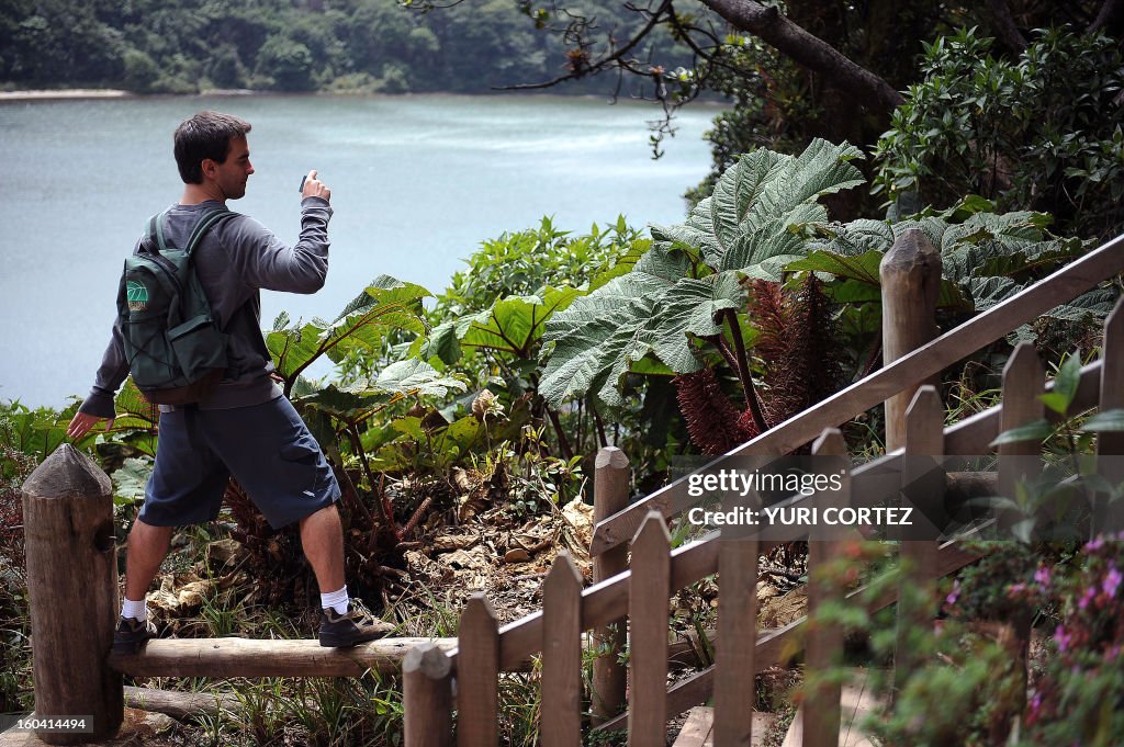 COSTA RICA-TOURISM-VOLCANO