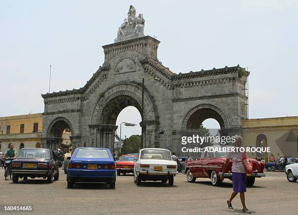 Puerta de entrada del cementerio Cristobal Colon de La Habana, el mas grande del pais, el 11 de mayo del 2006. El proximo 20 de mayo se conmemora el...