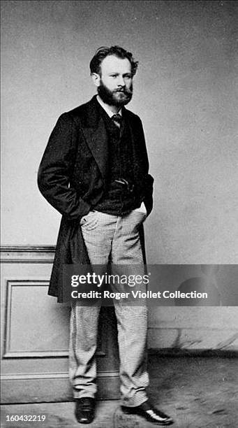 French painter Edouard Manet posed circa 1860.