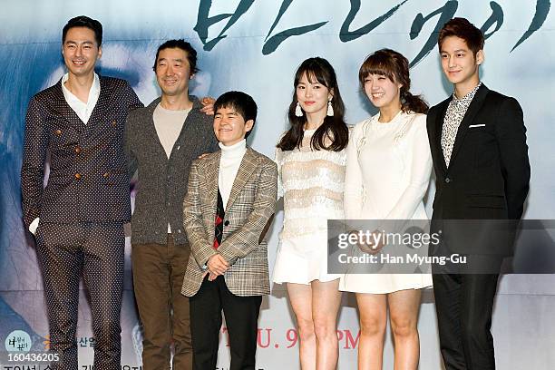 South Korean dramatist Noh Hee-Kyung, producer Kim Kyu-Tae, actors Zo In-Sung, Song Hye-Kyo, Jeong Eun-Ji and Kim Beom attend the SBS Drama...