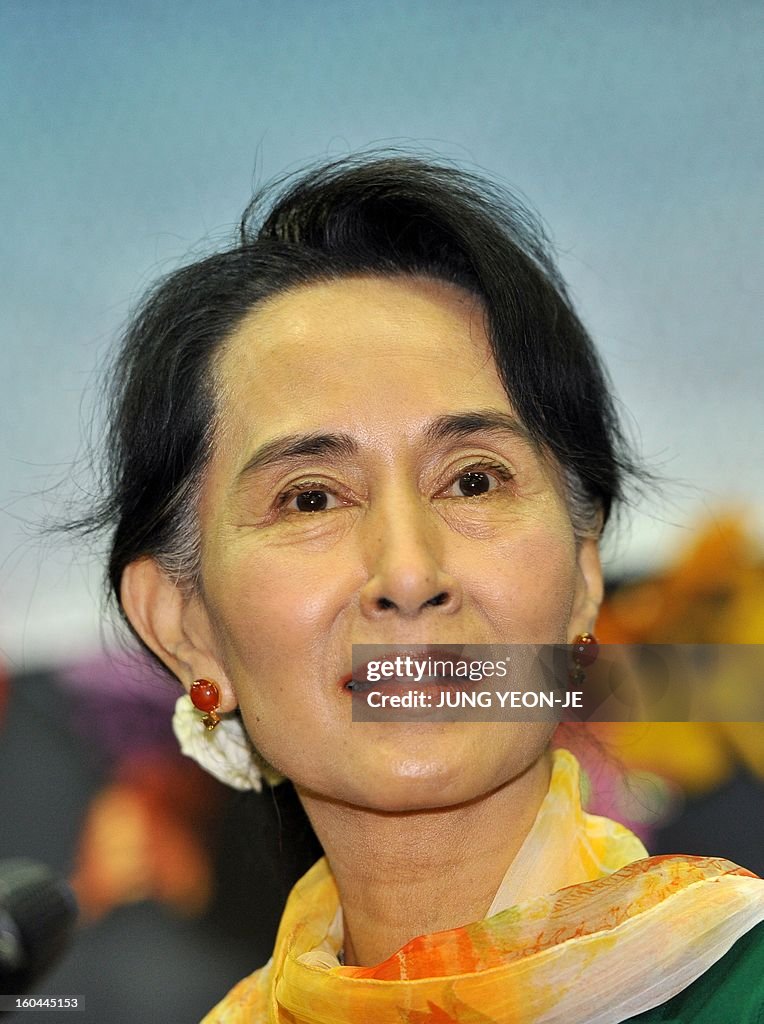 SKOREA-MYANMAR-SUUKYI-POLITICS