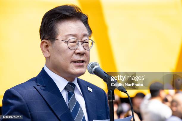 In order to be investigated as a suspect in relation to the suspicion of preferential development in Baekhyun-dong, Lee Jae-myung, the representative...