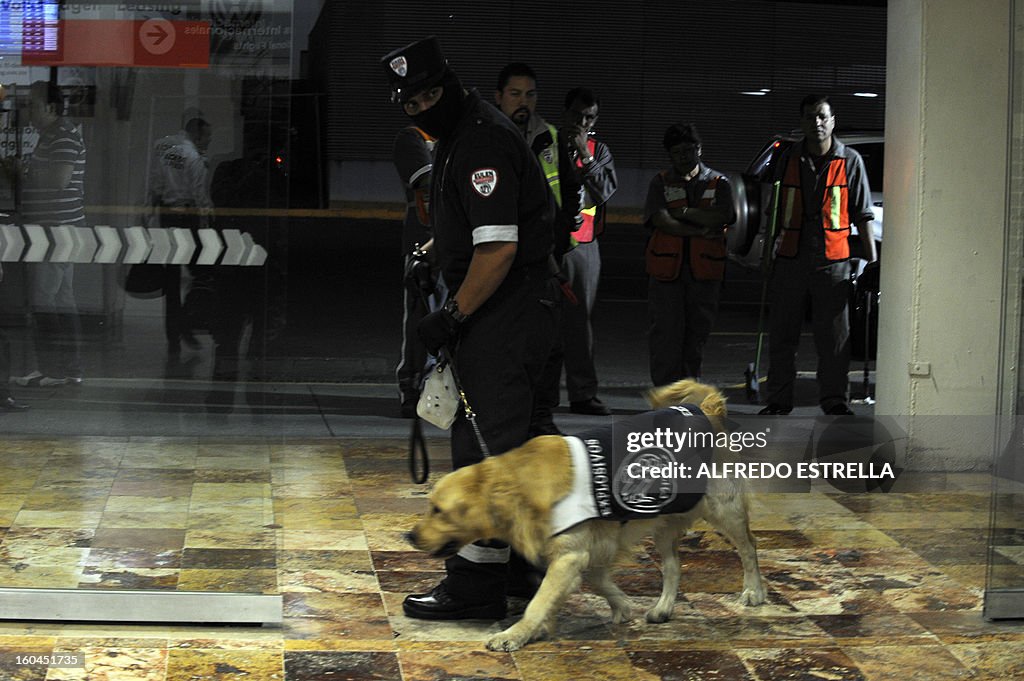 MEXICO-ACCIDENT-SECURITY-AIRPORT