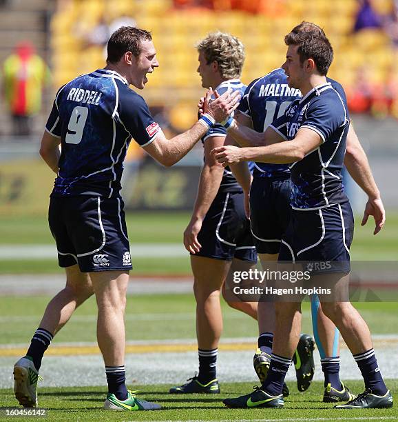 Scott Riddle Football 58 James Riddell Stock Photos, High-Res Pictures, and Images - Getty Images