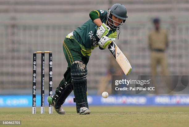 Bismah Maroof of Pakistan bats during the second match of ICC Womens World Cup between Australia and Pakistan, played at the Barabati stadium on...
