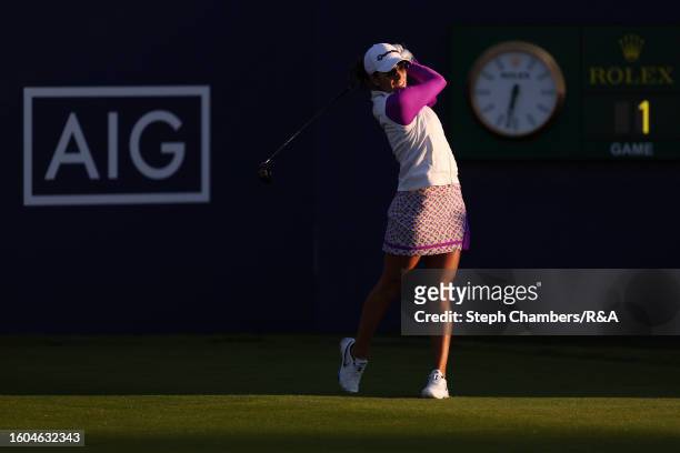 Maria Fassi of Mexico tees off on the 1st hole on Day One of the AIG Women's Open at Walton Heath Golf Club on August 10, 2023 in Tadworth, England.