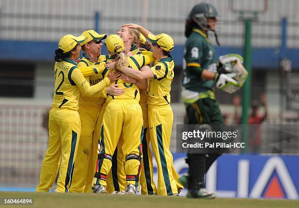 Holly Ferling of Australia celebrates the wicket of Sidra Ameen of Paksitan during the second match of ICC Womens World Cup between Australia and...