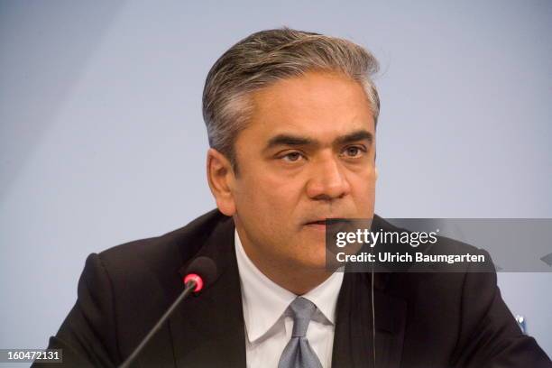 Anshu Jain, Co-CEO of Deutsche Bank, during the company's annual press conference to announce its financial results for 2012 on January 31, 2013 in...