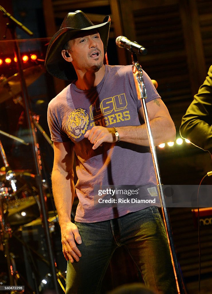 Tim McGraw Performs On ABC's "Good Morning America"