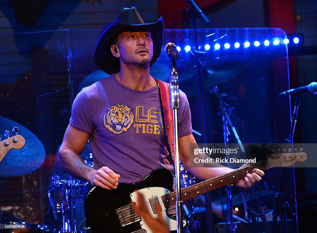 Tim McGraw Performs On ABC's "Good Morning America"