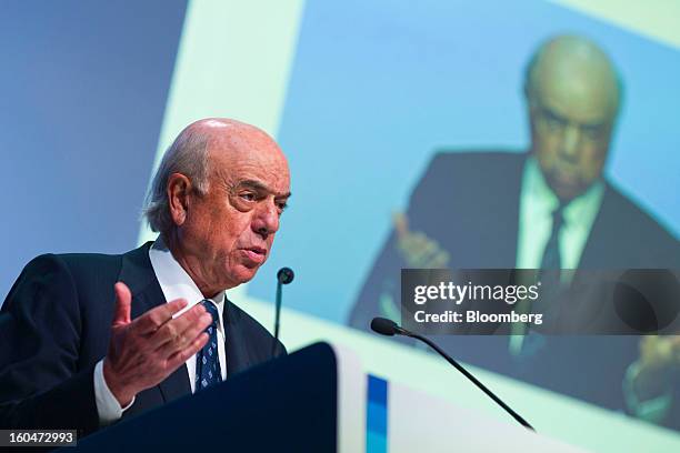 Francisco Gonzalez, chairman of Banco Bilbao Vizcaya Argentaria SA , speaks during a news conference to announce the company's fourth-quarter results...