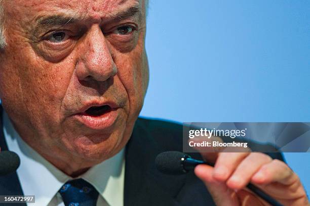 Francisco Gonzalez, chairman of Banco Bilbao Vizcaya Argentaria SA , gestures during a news conference to announce the company's fourth-quarter...