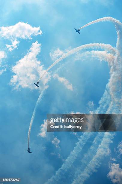air show acrobatics - airshow stock pictures, royalty-free photos & images
