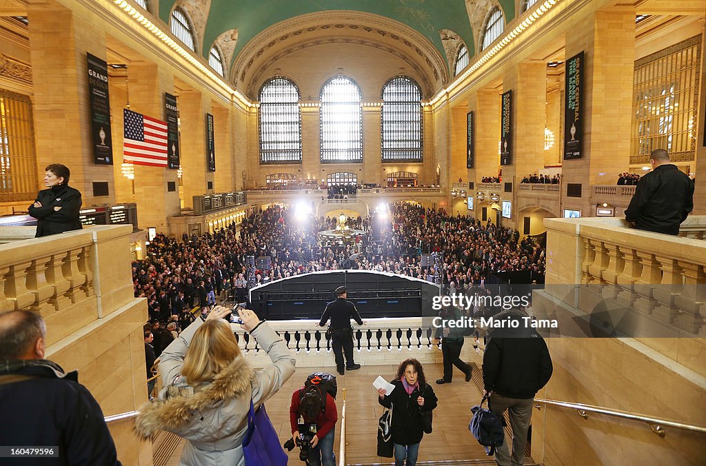 New York's Grand Central Station Hosts Centennial Celebration