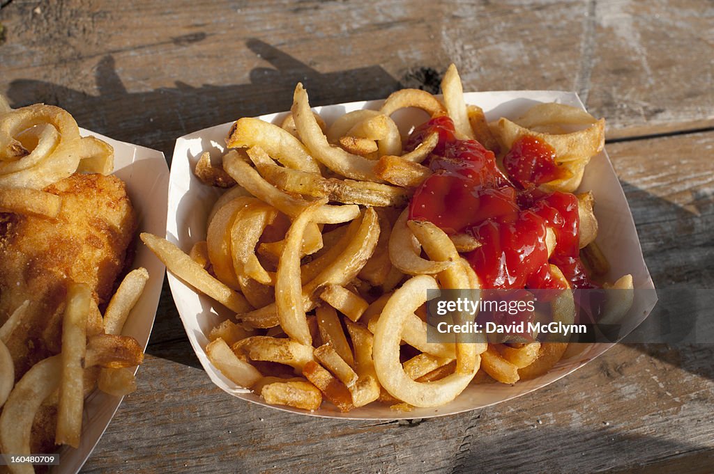 Curly French fries with ketchup