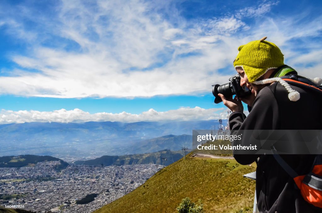 Photographer with green wool hat - Quito viewpoint